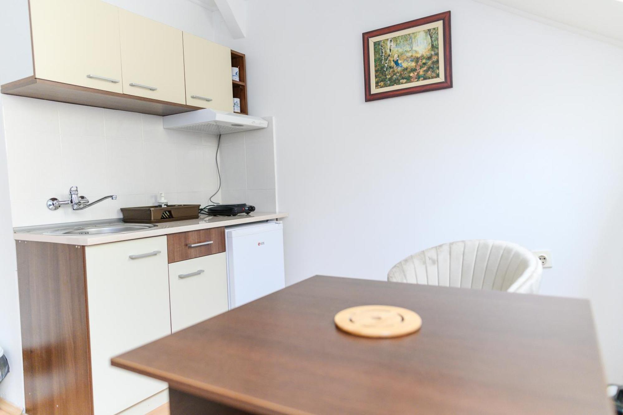 סוקו בניה Apartmani Zvirac מראה חיצוני תמונה