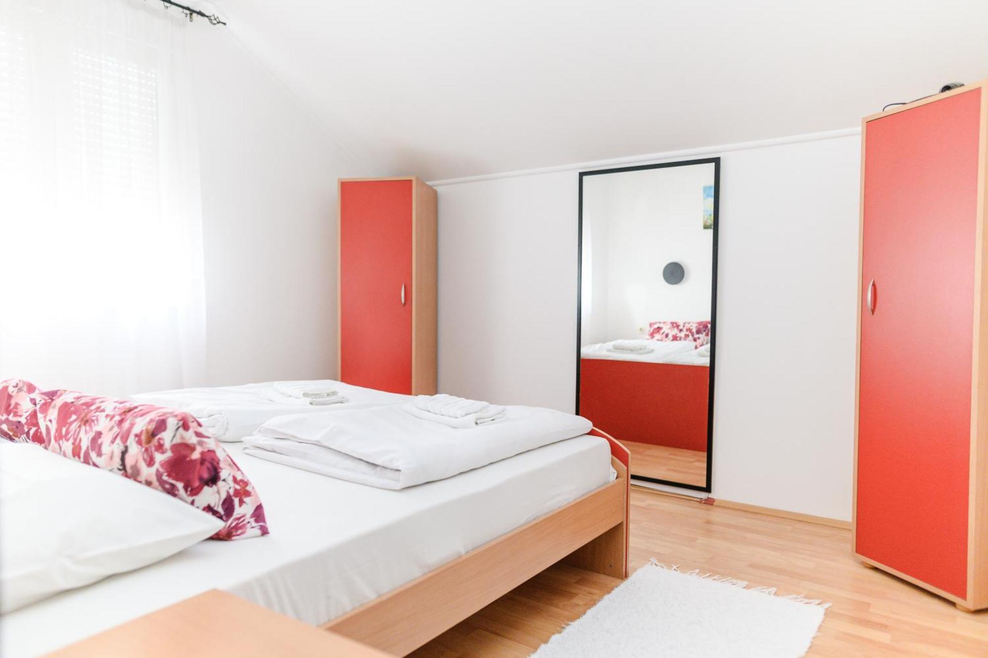 סוקו בניה Apartmani Zvirac מראה חיצוני תמונה